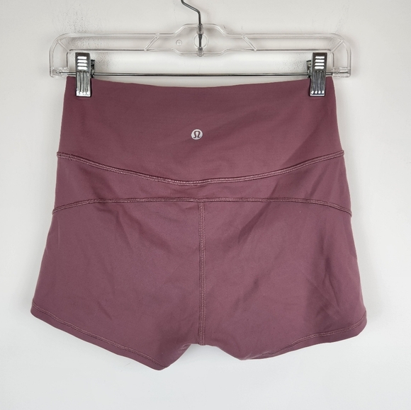 Lululemon In Movement Shorts Mauve Size 8. - Picture 2 of 8
